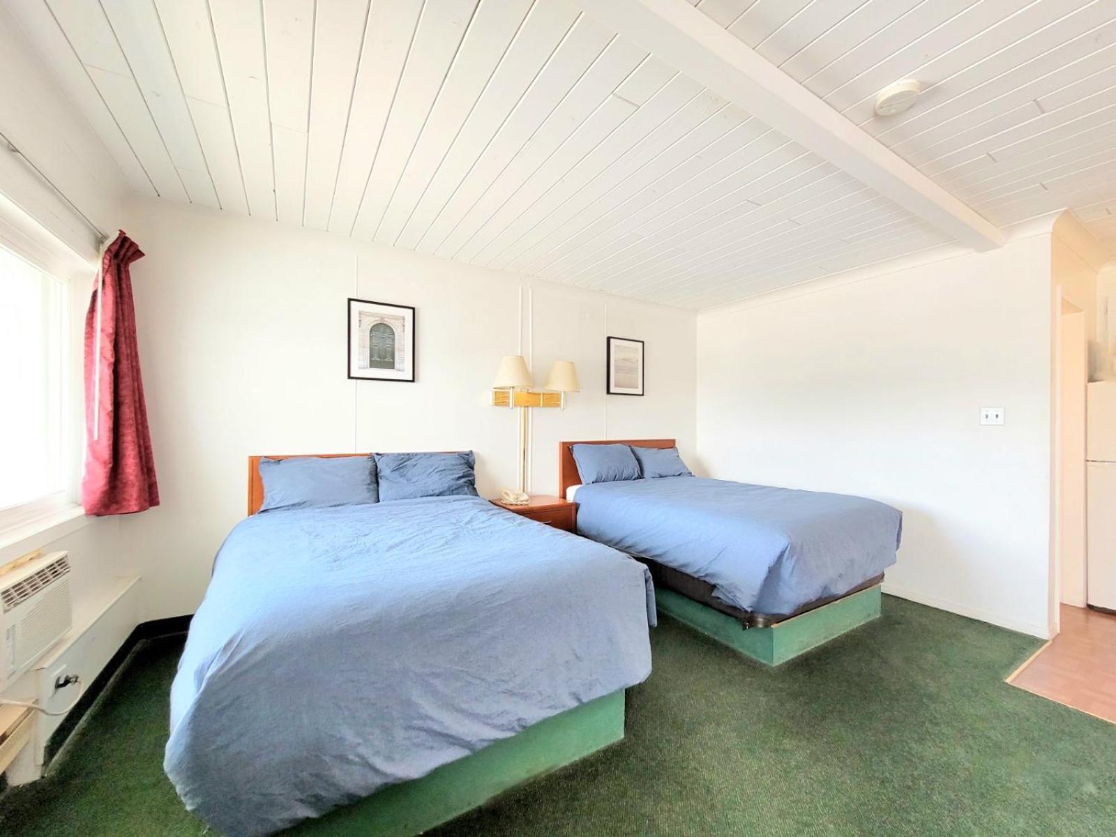 The Villager Inn Princeton Motel Екстер'єр фото