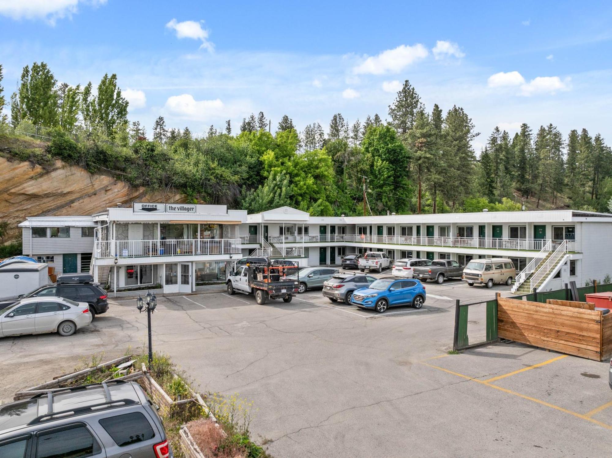 The Villager Inn Princeton Motel Екстер'єр фото